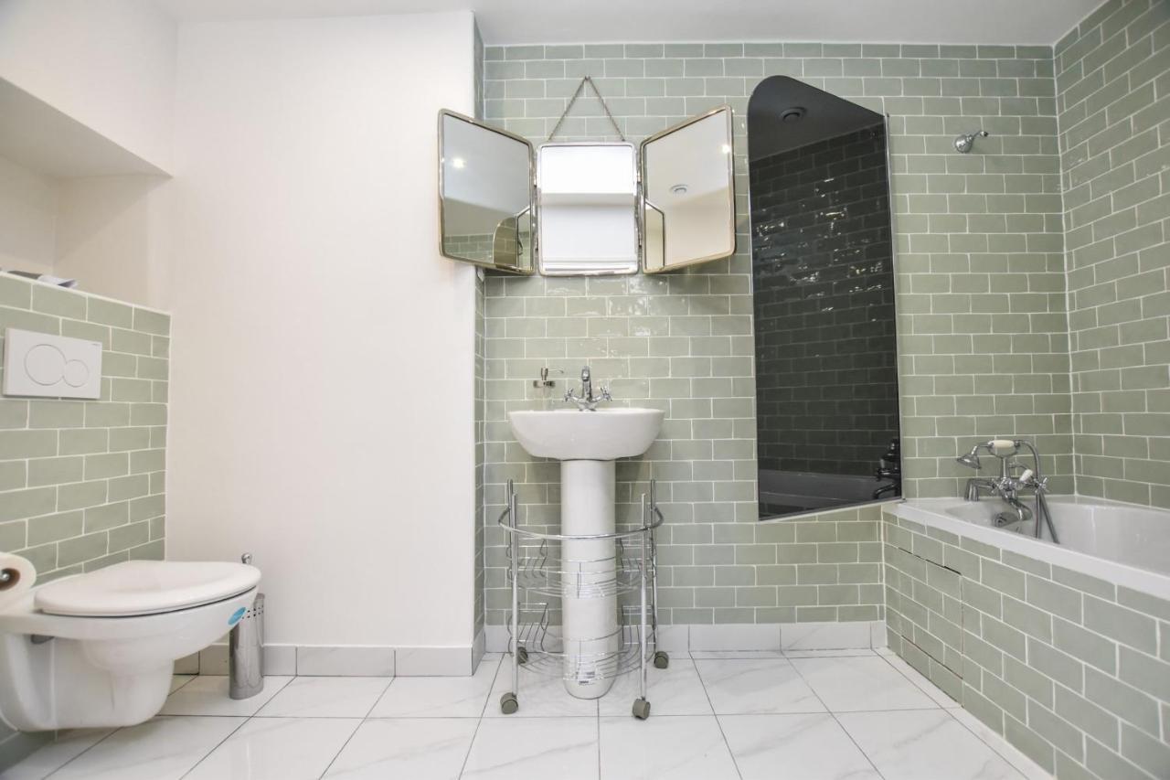 Appartement Cmg - Magenta / Saint-Vincent De Paul à Paris Extérieur photo